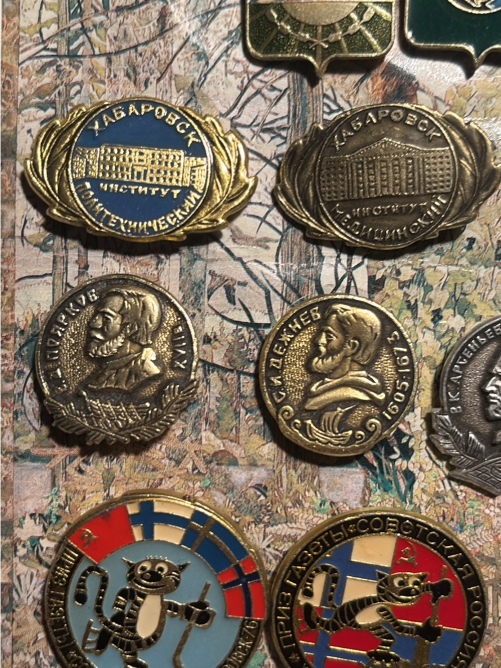 Assorted Vintage Decorative Pin Set - Multicolor - Picture 2 of 4